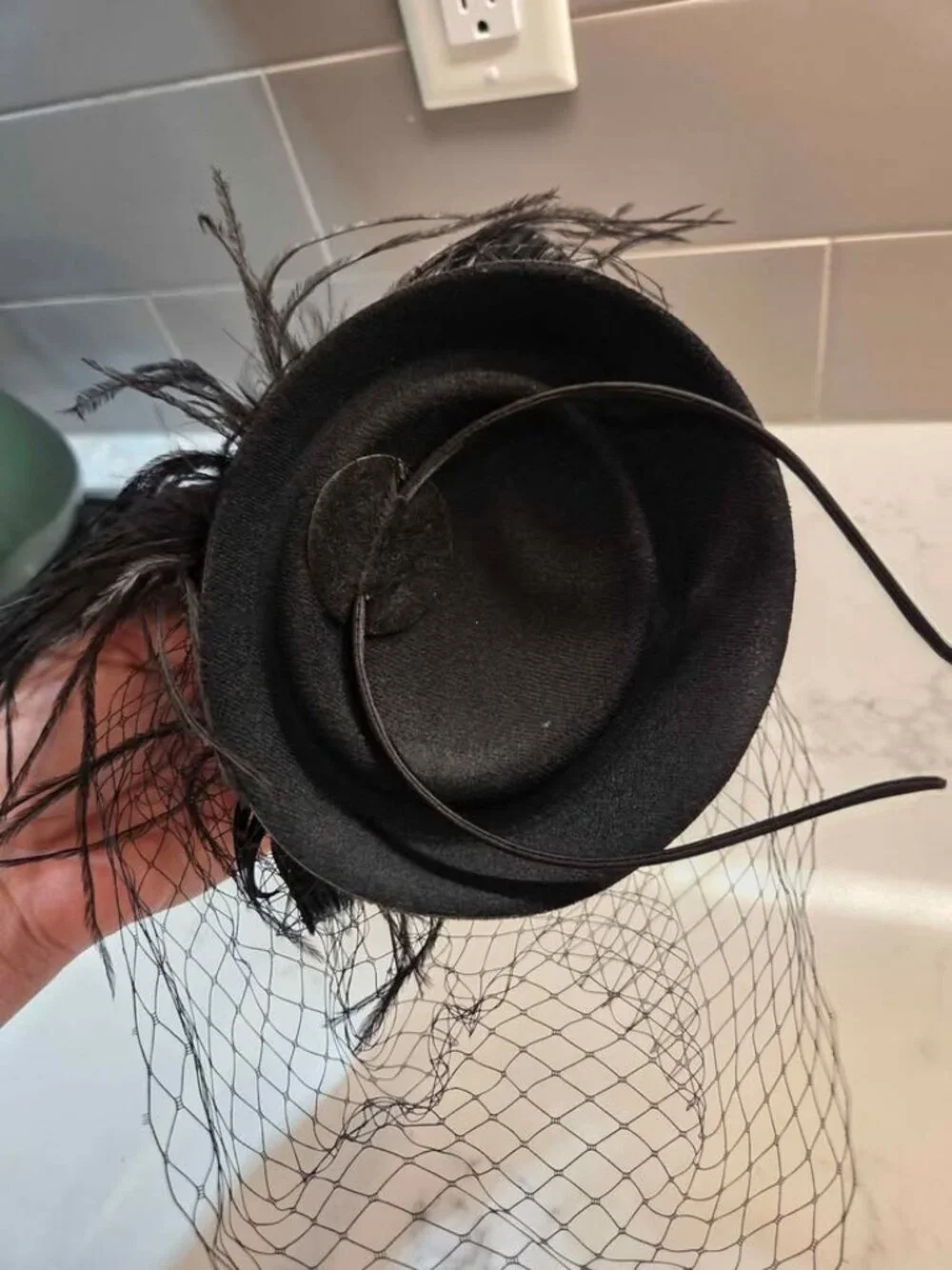 Fascinator headband black feathers